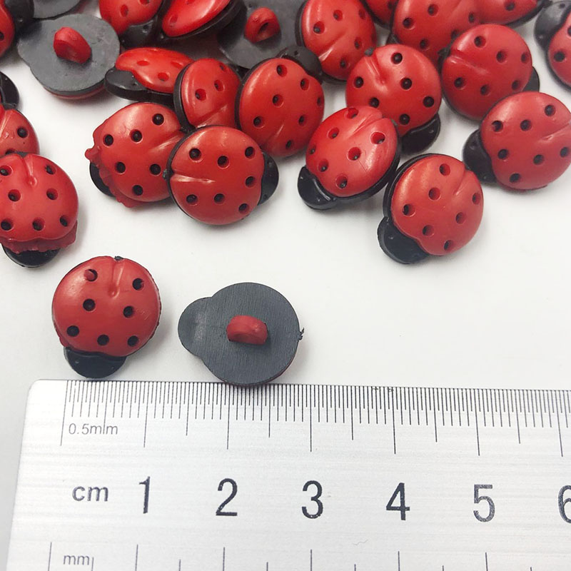 50/100Pcs Red ladybug DIY Kid' - Button Hole Cutter 评论和价格