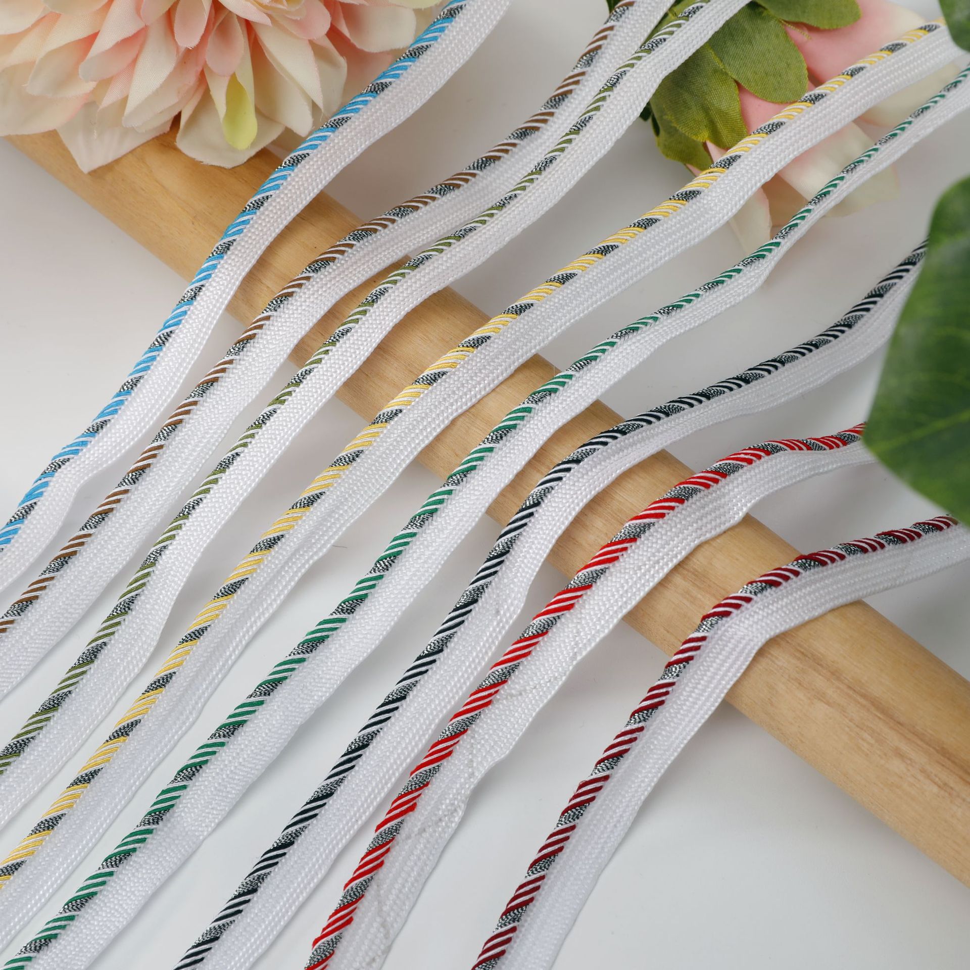 5m/16.4ft each pack White Base - Sewing Thread In Textile 评论和价格